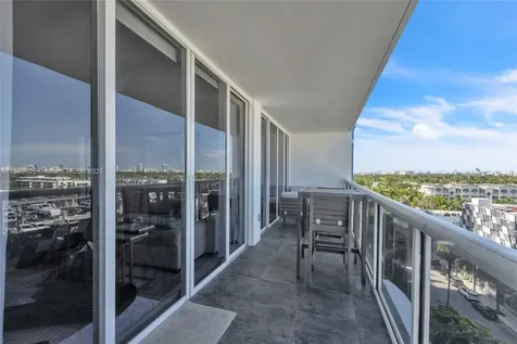 1800 Sunset Harbour Drive Miami Beach FL 33139
