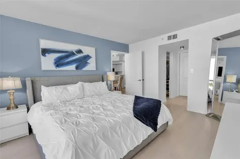 1800 Sunset Harbour Drive Miami Beach FL 33139