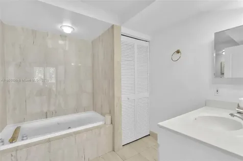 1800 Sunset Harbour Drive Miami Beach FL 33139