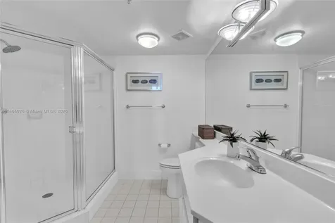 1800 Sunset Harbour Drive Miami Beach FL 33139