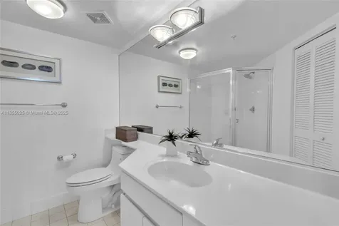 1800 Sunset Harbour Drive Miami Beach FL 33139