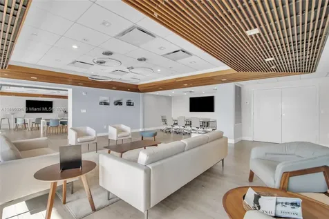 1800 Sunset Harbour Drive Miami Beach FL 33139