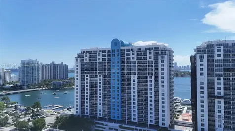 1800 Sunset Harbour Drive Miami Beach FL 33139