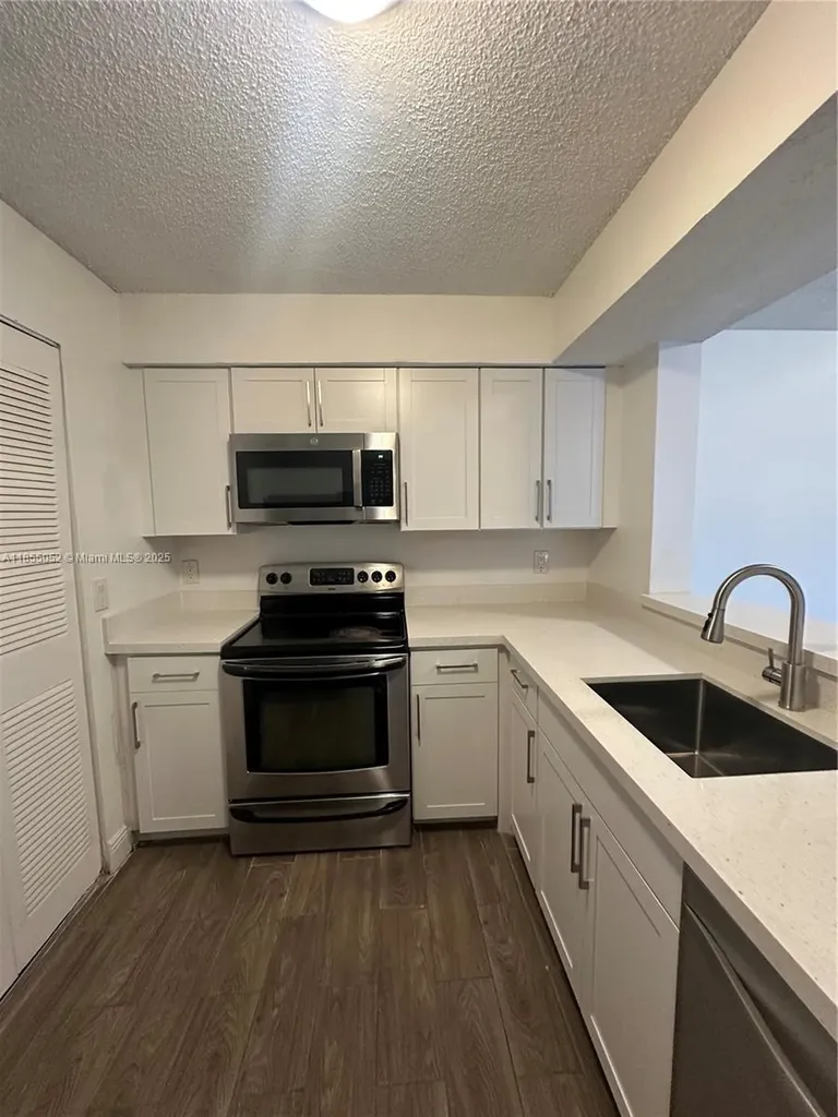 1245 SW 46th Avenue Pompano Beach FL 33069