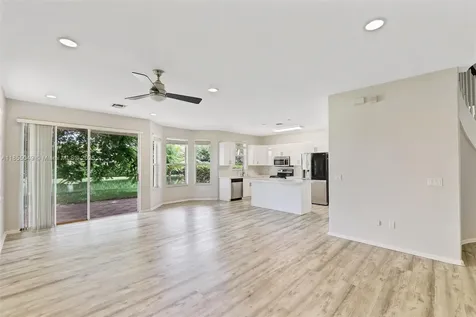 15625 SW 52nd Court Miramar FL 33027