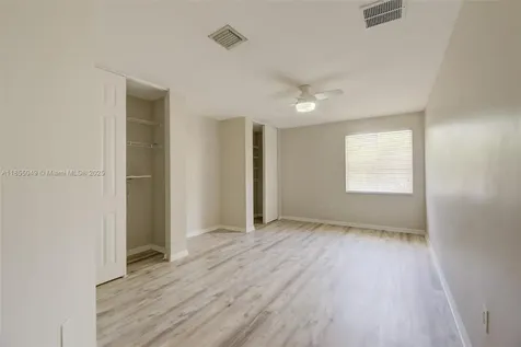 15625 SW 52nd Court Miramar FL 33027