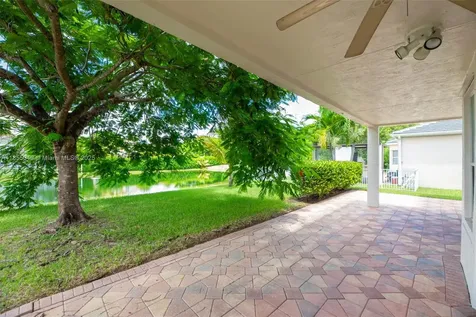 15625 SW 52nd Court Miramar FL 33027