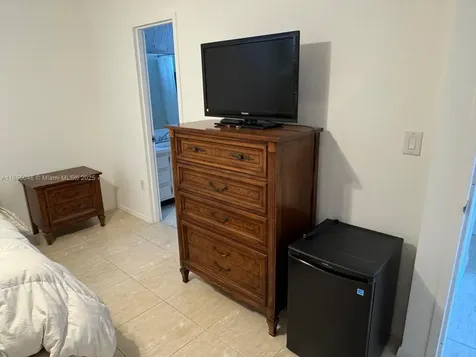 7800 Carlyle Avenue Miami Beach FL 33141