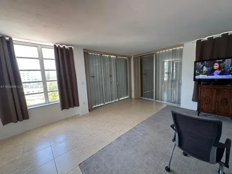7800 Carlyle Avenue Miami Beach FL 33141