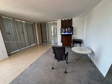 7800 Carlyle Avenue Miami Beach FL 33141