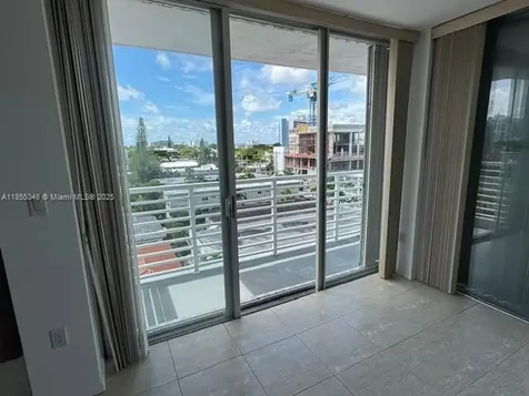 7800 Carlyle Avenue Miami Beach FL 33141