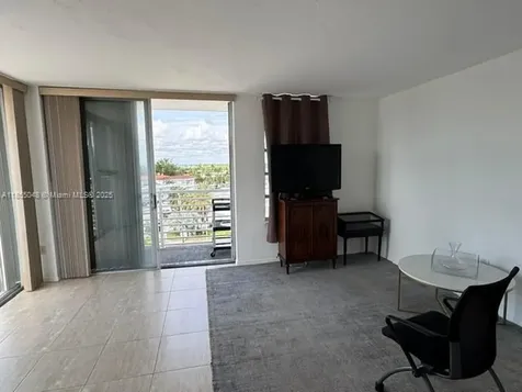 7800 Carlyle Avenue Miami Beach FL 33141