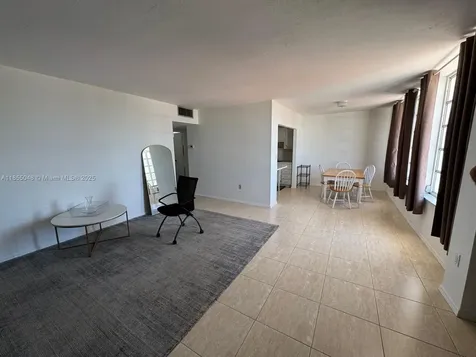 7800 Carlyle Avenue Miami Beach FL 33141