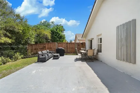 251 SW 203rd Avenue Pembroke Pines FL 33029