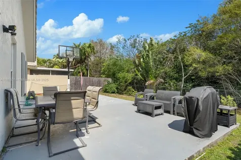 251 SW 203rd Avenue Pembroke Pines FL 33029