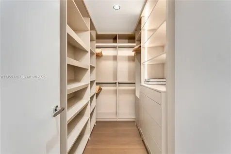 4701 N Meridian Avenue Miami Beach FL 33140