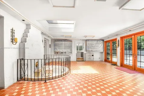 5900 NE 5th Avenue Miami FL 33137