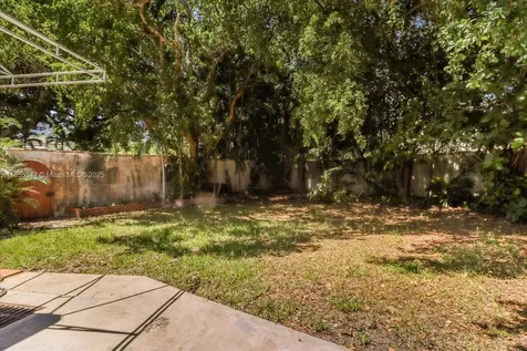 5900 NE 5th Avenue Miami FL 33137