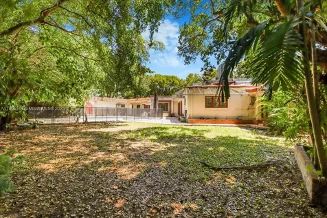 5900 NE 5th Avenue Miami FL 33137