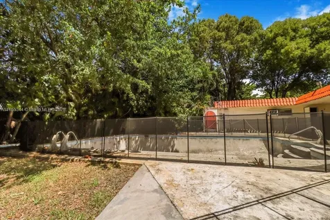 5900 NE 5th Avenue Miami FL 33137