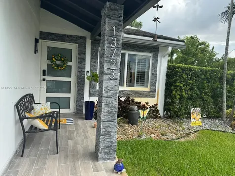13723 SW 15th Street Miami FL 33184