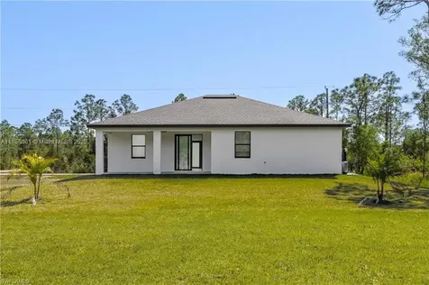 829 Gillian Avenue Lehigh Acres FL 33974