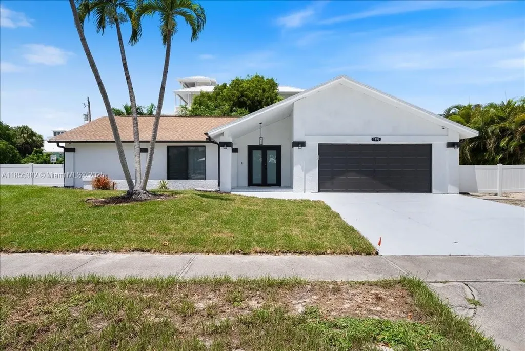 1996 Sheffield Avenue Marco Island FL 34145