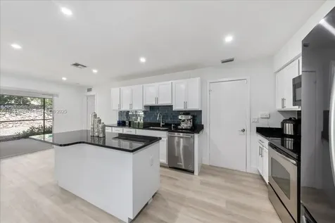 1996 Sheffield Avenue Marco Island FL 34145