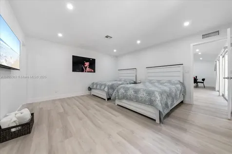 1996 Sheffield Avenue Marco Island FL 34145