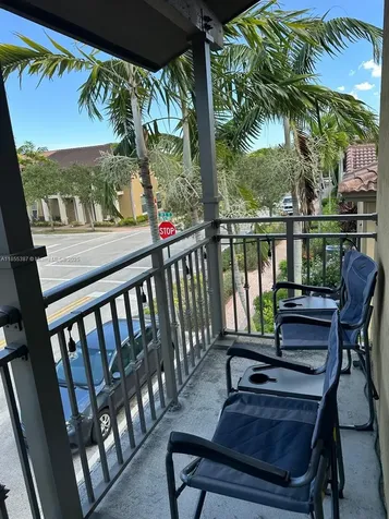 1422 SW 147th Terrace Pembroke Pines FL 33027