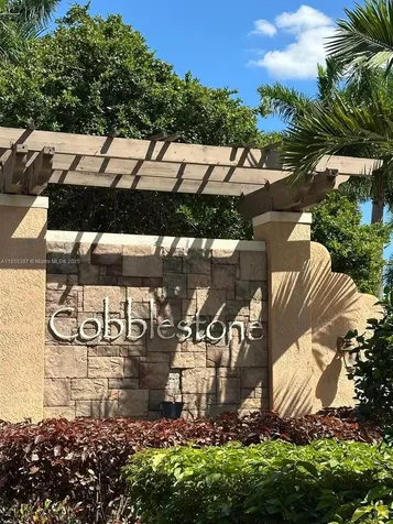 1422 SW 147th Terrace Pembroke Pines FL 33027