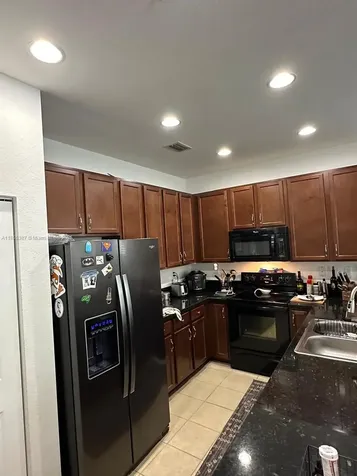 1422 SW 147th Terrace Pembroke Pines FL 33027