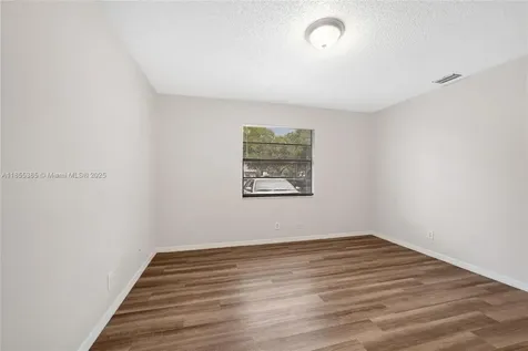 5320 Elmhurst Road West Palm Beach FL 33417