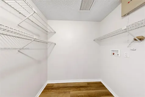 5320 Elmhurst Road West Palm Beach FL 33417