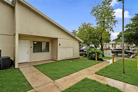 5320 Elmhurst Road West Palm Beach FL 33417