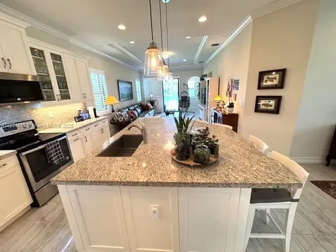 455 SW 113th Lane Pembroke Pines FL 33025