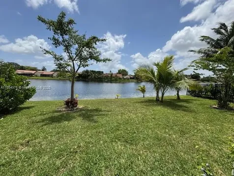 455 SW 113th Lane Pembroke Pines FL 33025