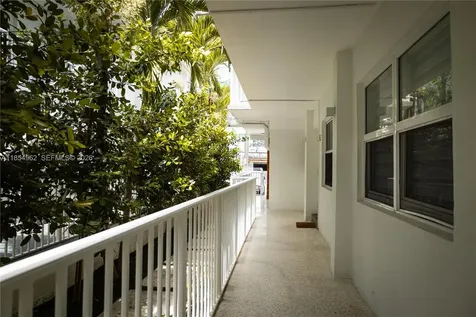 224 Meridian Avenue Miami Beach FL 33139
