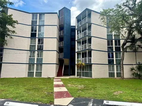 7165 NW 186th Street Hialeah FL 33015