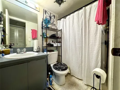 7165 NW 186th Street Hialeah FL 33015