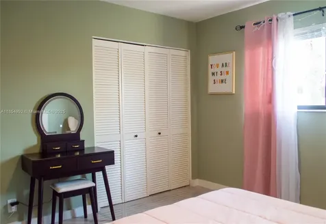 2400 SW 19th Avenue Boynton Beach FL 33426
