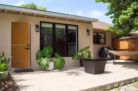 2400 SW 19th Avenue Boynton Beach FL 33426