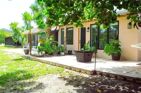 2400 SW 19th Avenue Boynton Beach FL 33426