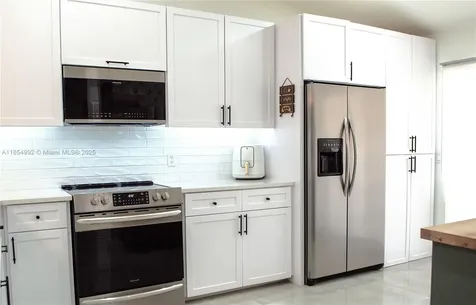 2400 SW 19th Avenue Boynton Beach FL 33426