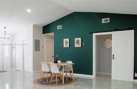 2400 SW 19th Avenue Boynton Beach FL 33426