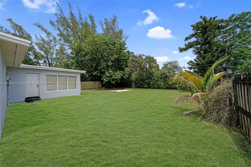 1220 NW 18th Avenue Fort Lauderdale FL 33311