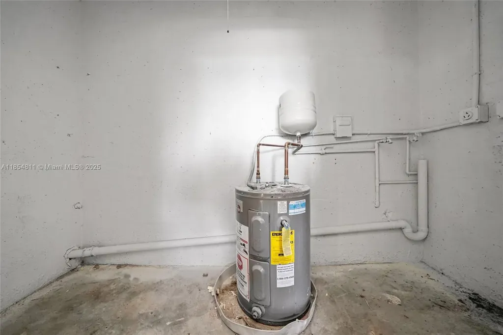 1220 NW 18th Avenue Fort Lauderdale FL 33311