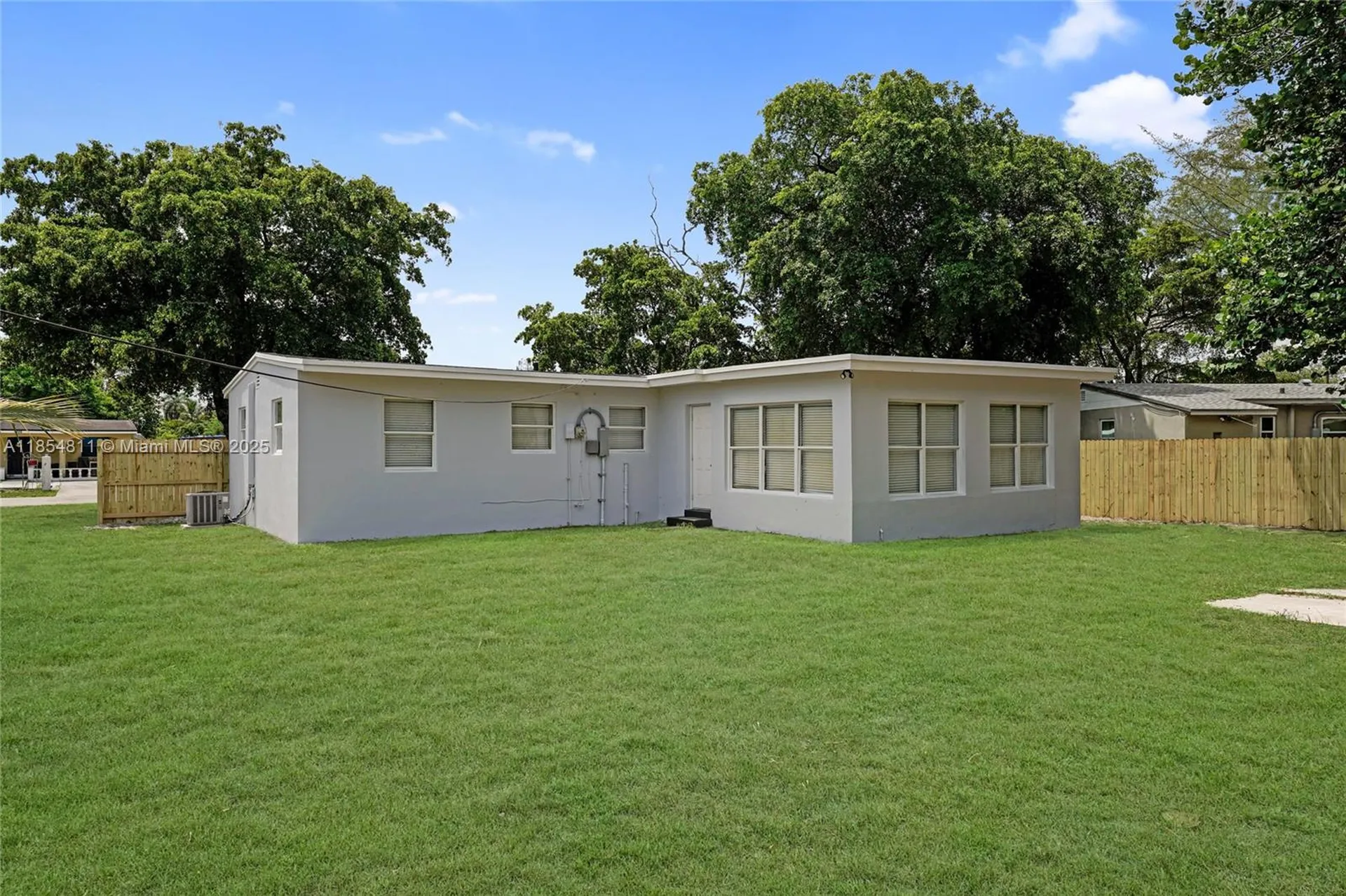 1220 NW 18th Avenue Fort Lauderdale FL 33311