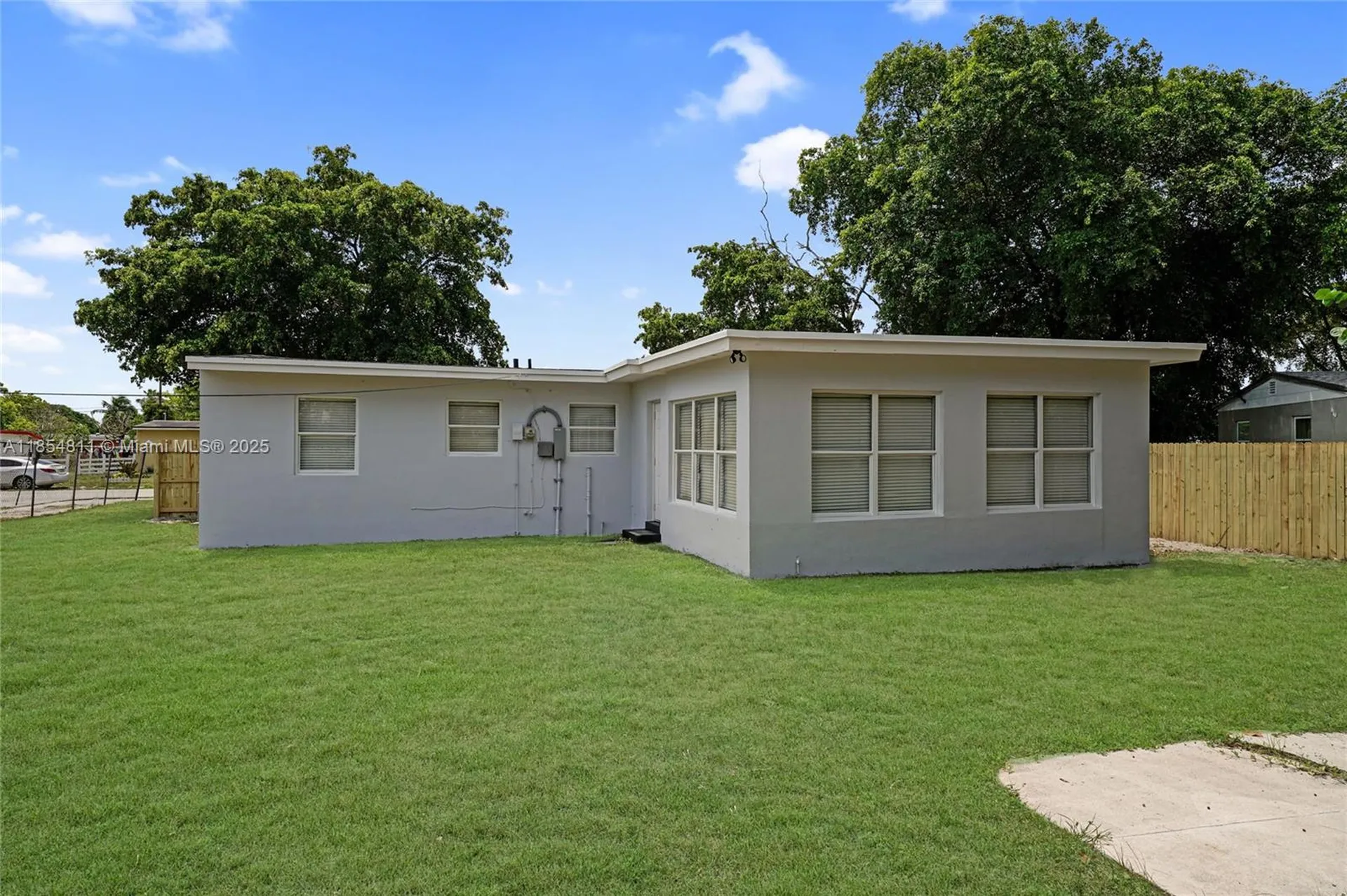 1220 NW 18th Avenue Fort Lauderdale FL 33311