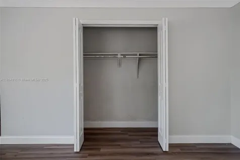 1220 NW 18th Avenue Fort Lauderdale FL 33311